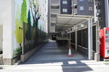 駐輪場の出入り口