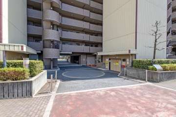 駐車場の出入り口