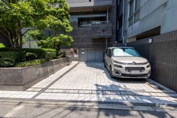 敷地内駐車場（屋外平面式）