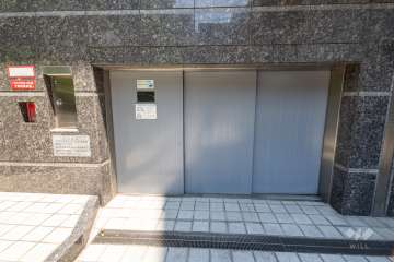 敷地内駐車場（屋内機械式）