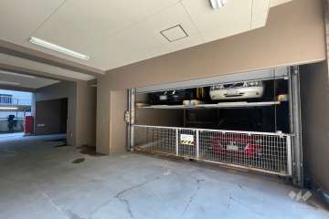 敷地内駐車場(屋内機械式)
