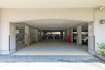 駐車場の出入り口