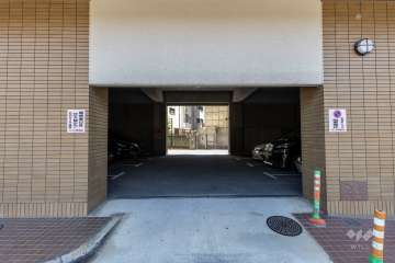 敷地内駐車場（屋内平面式）