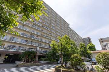 ローレルハイツ北天満2号棟の外観（北西側から）