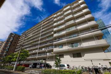 大淀町スカイハイツの外観（南西側から）