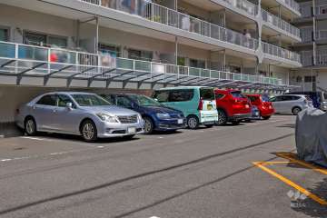 敷地内駐車場（屋外平面式）