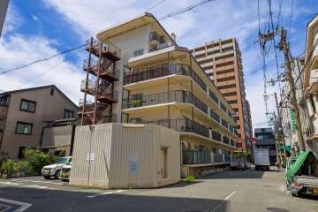 大淀町スワローハイツの外観（南東側から）