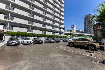 敷地内駐車場（屋外平面式）