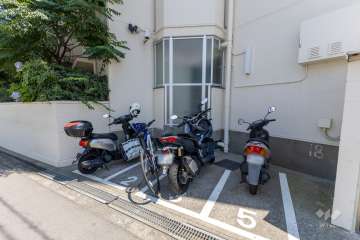 駐輪場・バイク置き場　