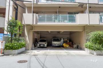 敷地内駐車場（屋内平面式）