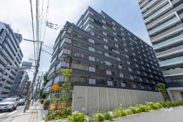 洋伸扇町シティハイツの外観（南東側から）