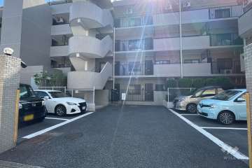 敷地内駐車場（屋外平面式）