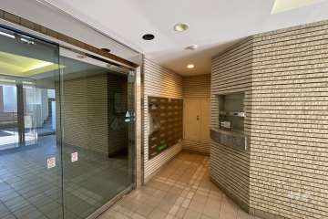 エントランスホール　