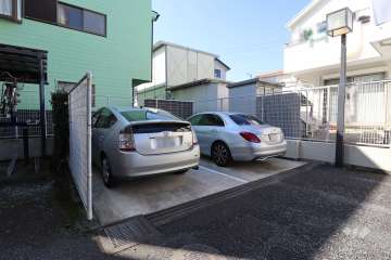 敷地内駐車場（屋外平面式）