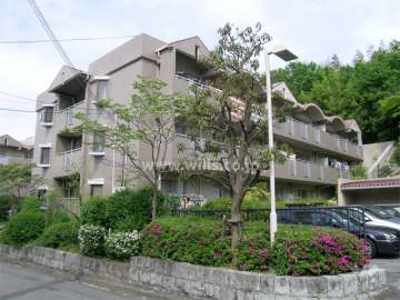 イーストアベニュー箕面おのはら4棟