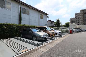 敷地内駐車場（屋外機械式）