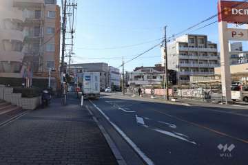 敷地北側の前面道路　