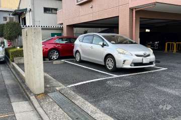 敷地内駐車場（屋外平面式、屋内平面式）