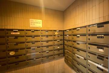 宅配ボックスと共用ポスト