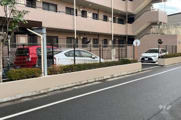 敷地内駐車場（屋外平面式）