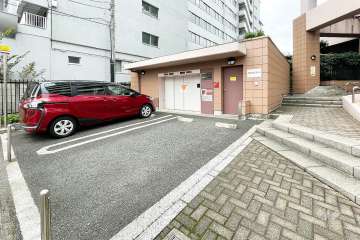 敷地内駐車場（屋外平面式）