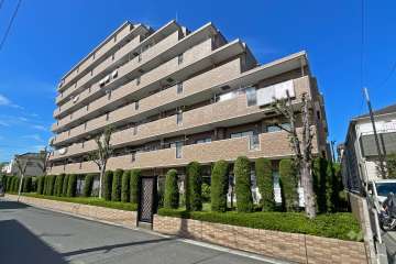 ライオンズガーデン東川口第2の外観（南東側から）