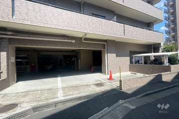 敷地内駐車場（屋内機械式・屋外平面式）