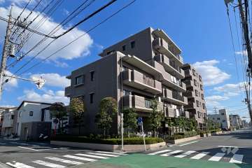 ソフィア川口の外観（北西側から）