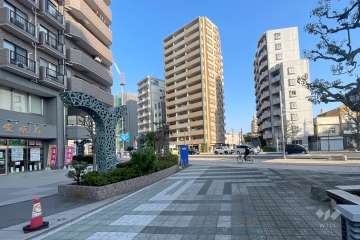 敷地北側の前面道路　