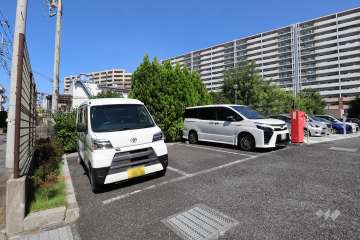 敷地内駐車場（屋外平面式）