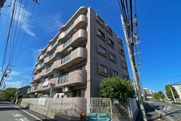 ダイアパレス東川口2の外観（南東側から）