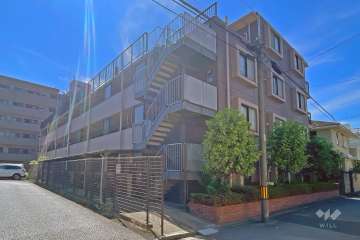 コスモ川口アーバンフォルム参番館の外観（北西側から）