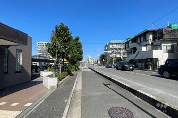 敷地東側の前面道路　