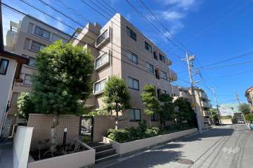 東急クリエール川口戸塚の外観（東側から）