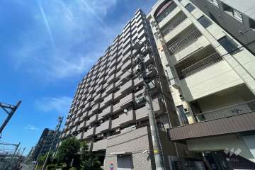 レクセルプラザ西川口の外観（南東側から）