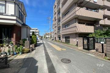 敷地南西側の前面道路　