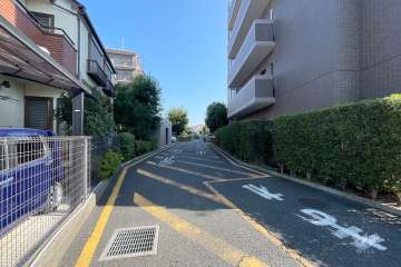 駐車場の出入り口