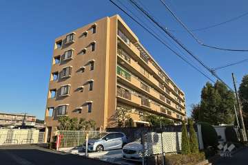 東浦和パークホームズフロラシオンの外観（北西側から）