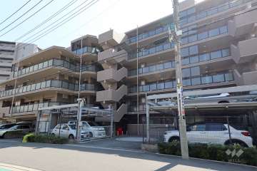 ライオンズマンション川口南の外観（北西側から）