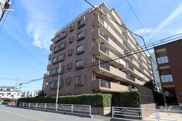 コスモ川口シティアベニューの外観（南西側から）