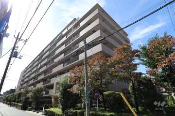 コスモ川口シティアベニューの外観（北東側から）