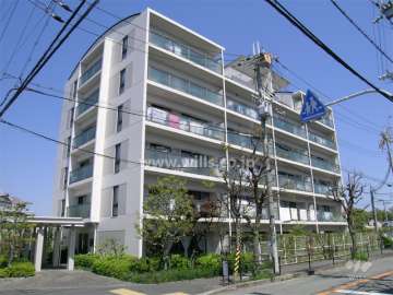 箕面小野原パークホームズ一番館の外観（南西側から）