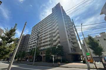 コスモ川口栄町の外観（北西側から）