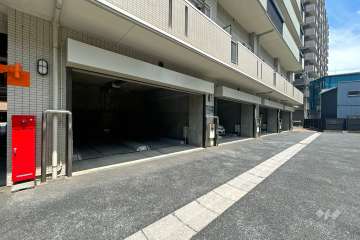 敷地内駐車場（屋内機械式）