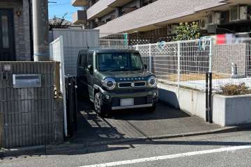 敷地内駐車場（屋外平面式）