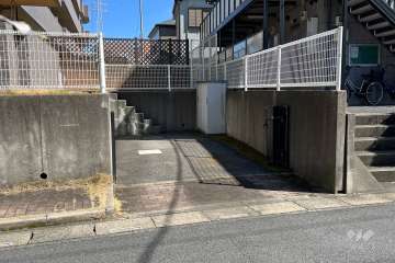 敷地内駐車場（屋外平面式）