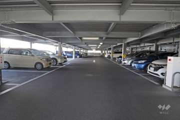 敷地内駐車場（屋内平面式）　