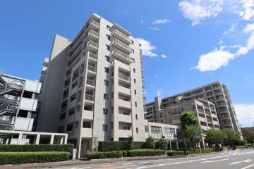 ブローデン青木町公園の外観（北西側から）