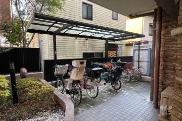 駐輪場（屋根あり）