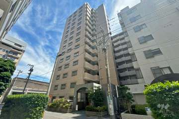 ローヤルシティ川口幸町の外観（北西側から）